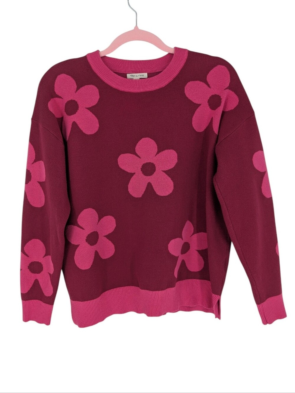 Tea n Rose Floral Intarsia Knit Crew Sweater Two-Tone Berry Pink Size Medium